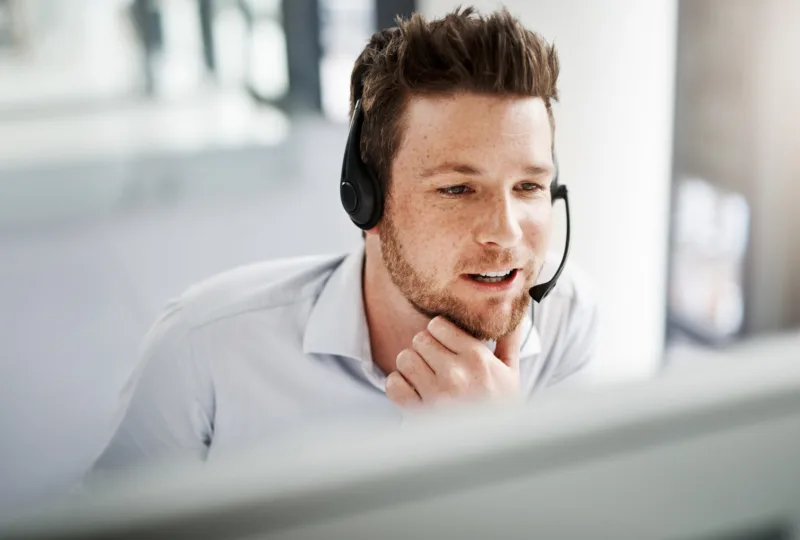 man-headset-close-941712338