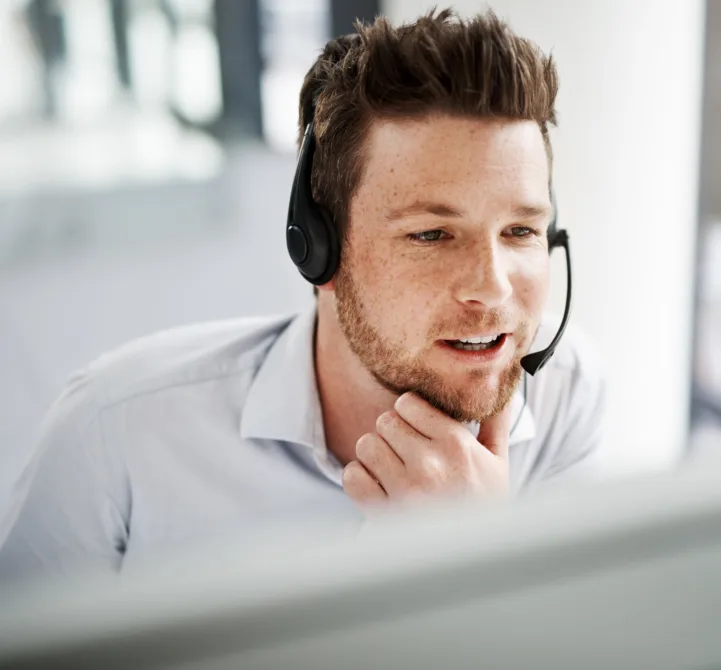 man-headset-close-941712338